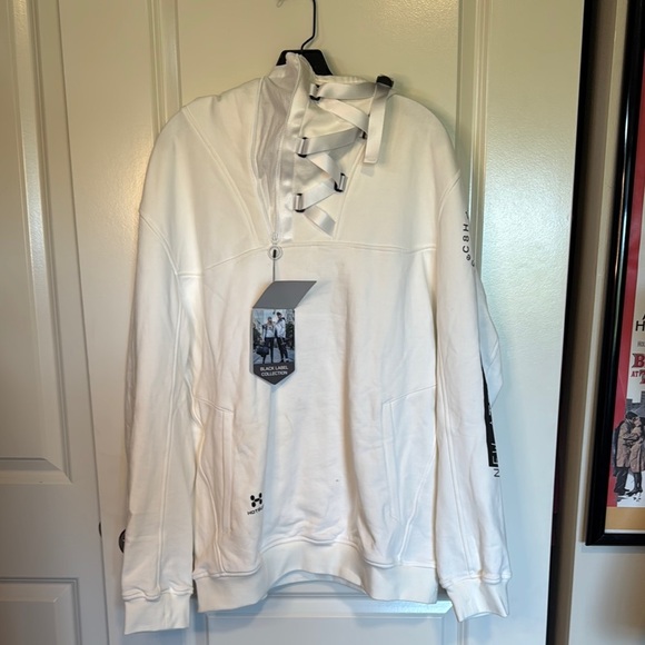 Hot suit black label Under Armour White Hoodie with Ribbon Accent - Picture 1 of 13